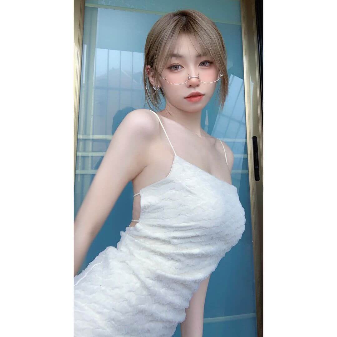 程女士ins照片,程Yooooo ins账号叫什么