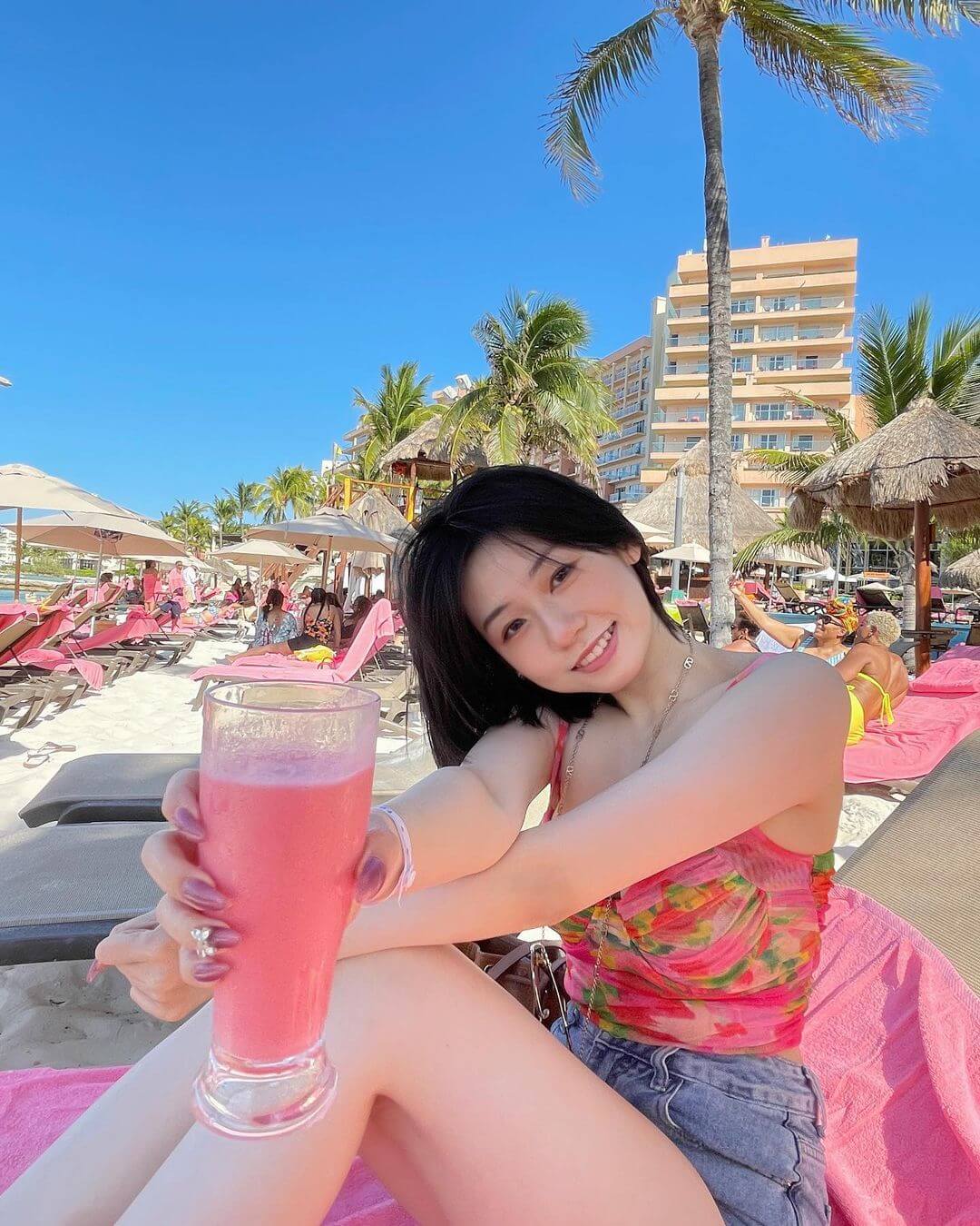 程女士ins照片,程Yooooo ins账号叫什么