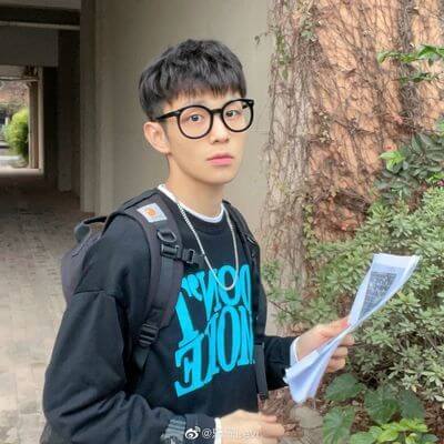 乐仔飞机事件视频,三个男人是什么梗