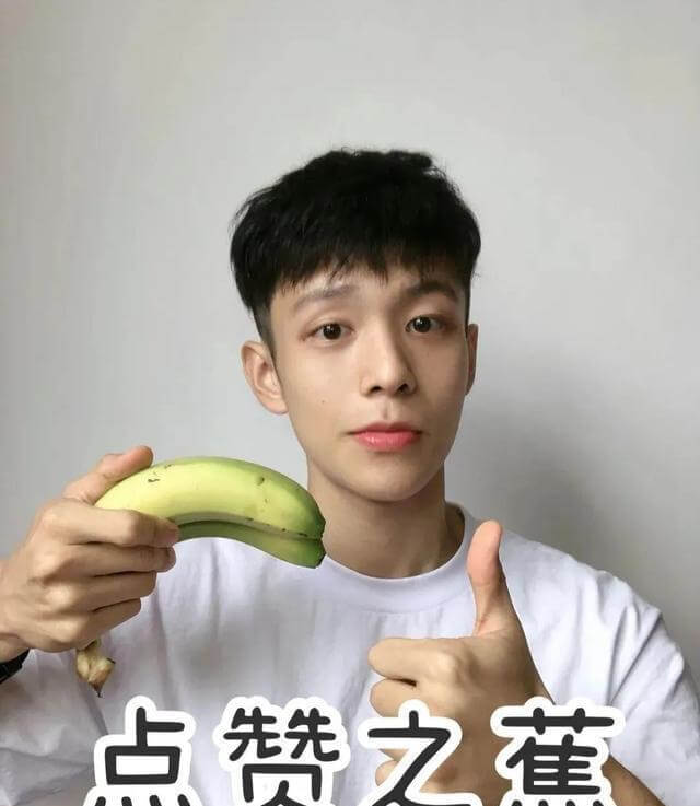 乐仔飞机事件视频,三个男人是什么梗