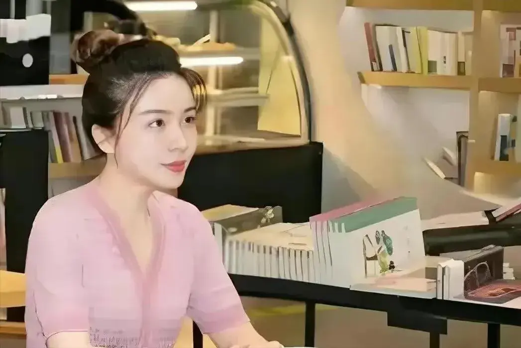 张津瑜的颜值,戴璐的性感,陈枢的才华 可惜了!