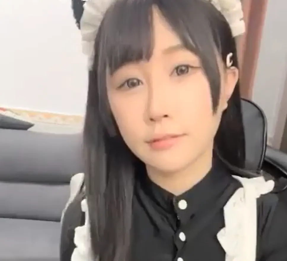 抖音程女士早期黑料吃瓜资源,细狗程yooooo2分08秒吃瓜视频事件