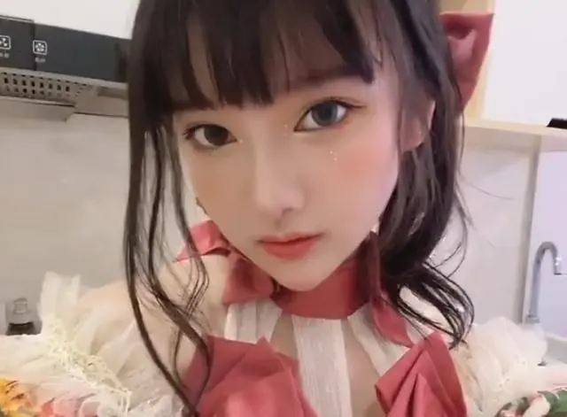 二次元少女王幼仪,小尤奈JK制服广州漫展真空事件