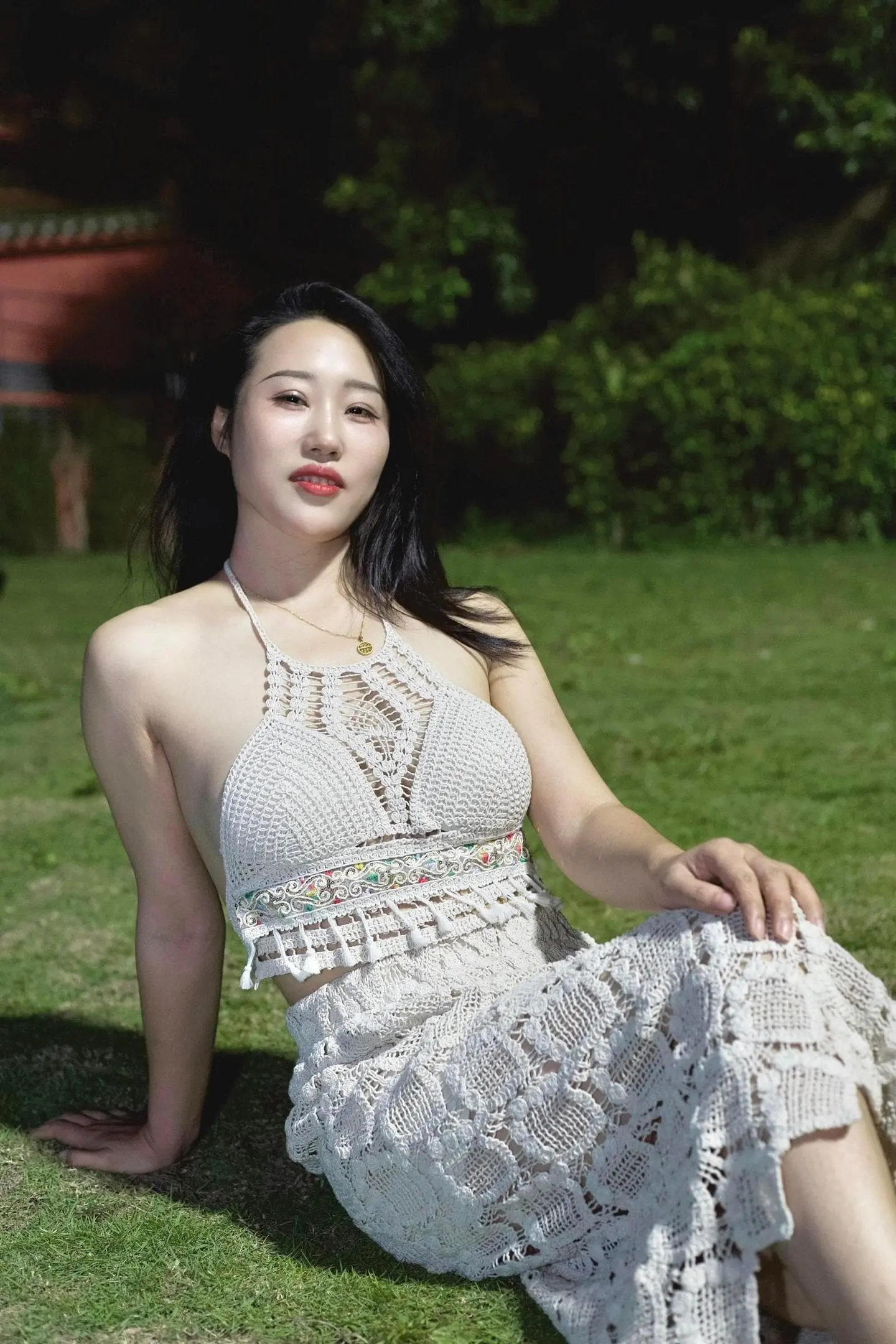 女朋友特别闷骚很吸引别人怎么办?