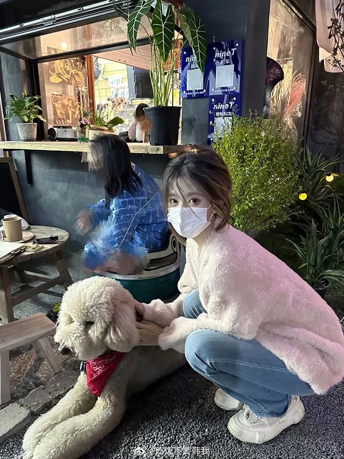 韩冰和绿小林子照片,你能分辨出来嘛