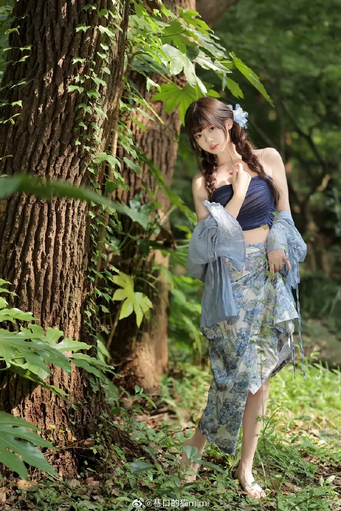 盛夏的闲余时光,穿上小裙子