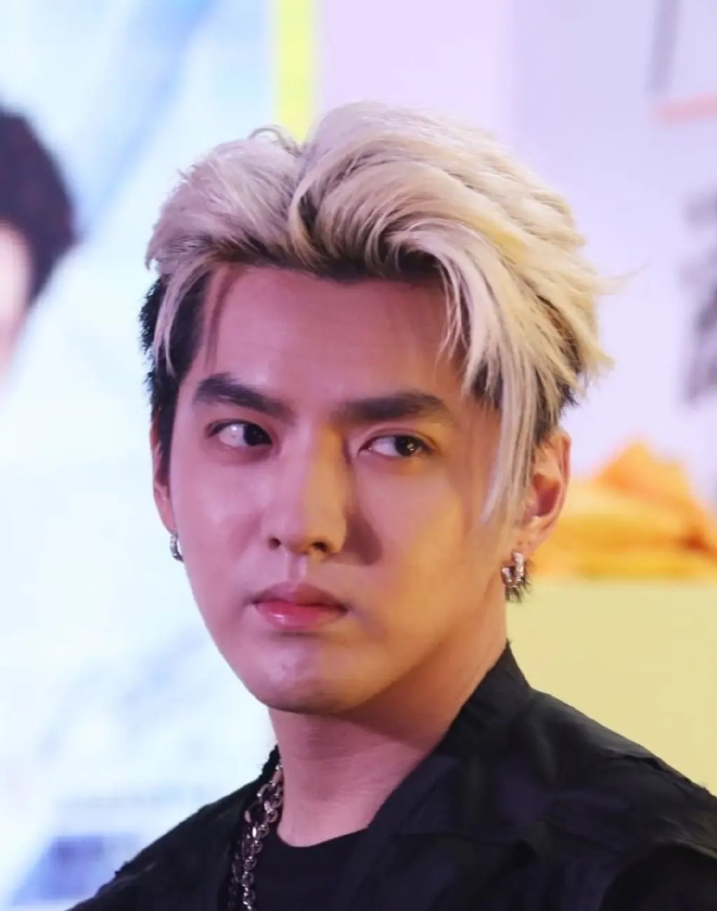 吴亦凡为什么是EXO队长,吴亦凡能当EXO的队长的原因