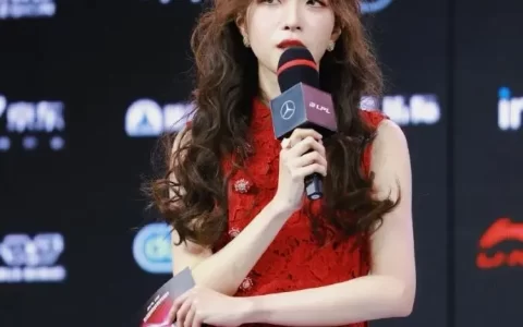 LOL女解说颜值排行榜：美貌与实力并存的电竞女神