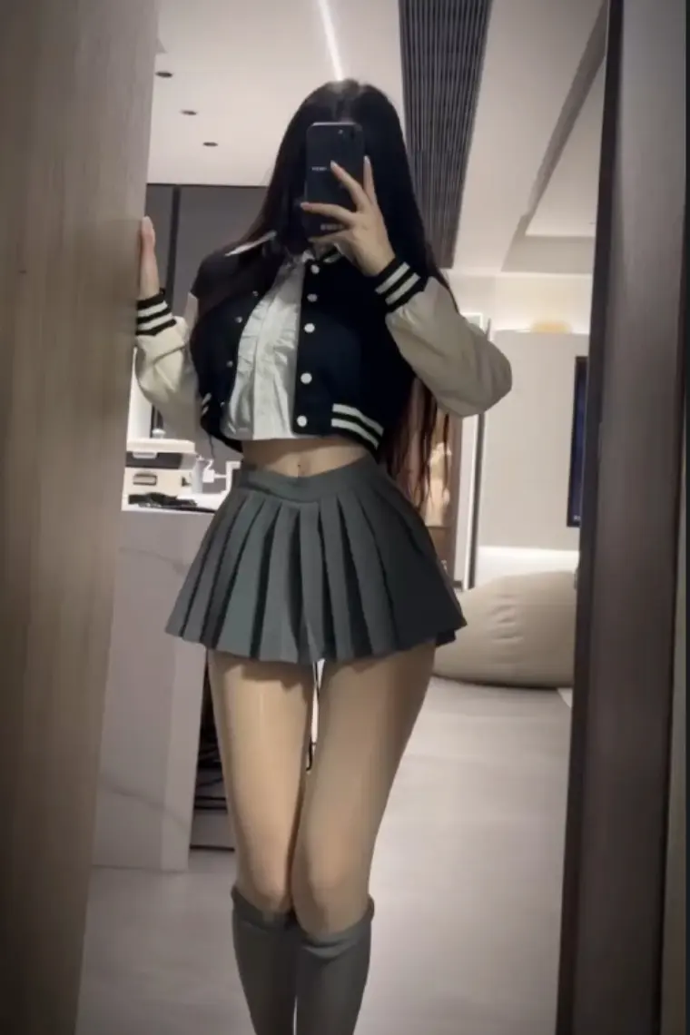 陈佩奇yyyy微密图片怎么回事,粉色的猪陈佩奇8分钟什么梗?