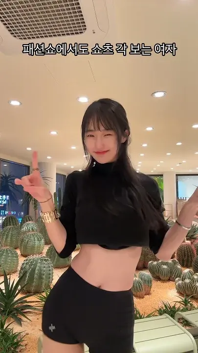 ins颜值健身博主idolnation_图片,小身材大能量的女生