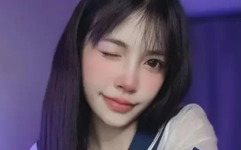 swag弯弯圣诞老人特辑视频，感谢粉丝是怎么回事？