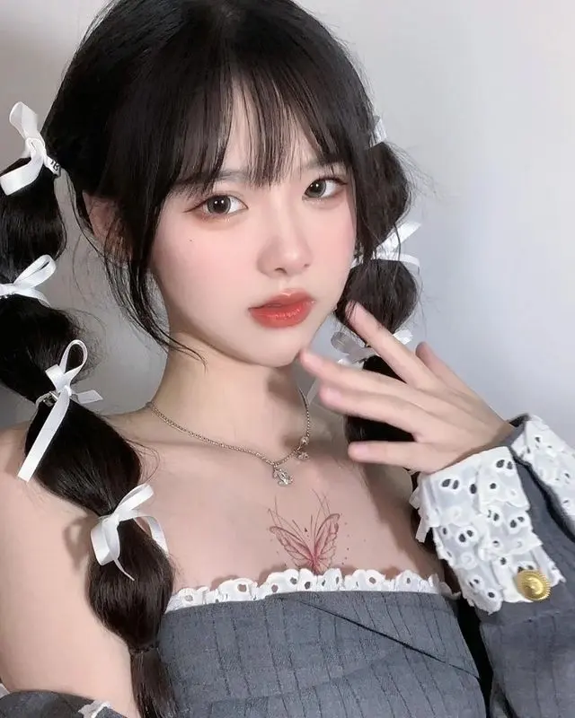 抖音网红鱼鱼酒个人日常写真照片