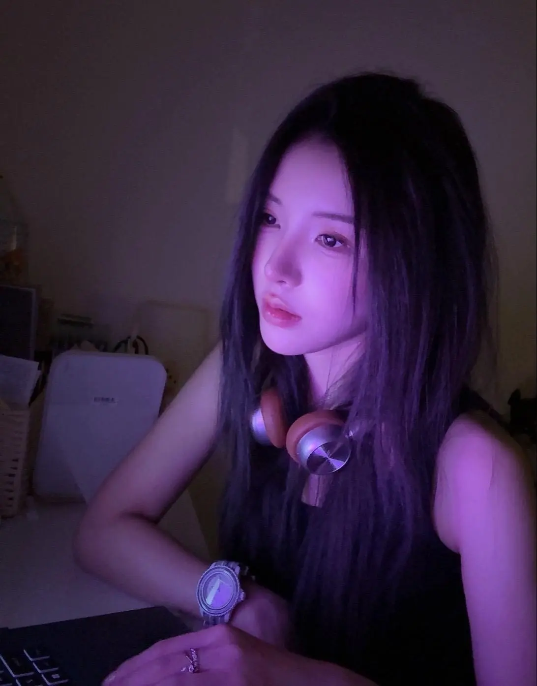 虎牙女主播酷萱照片高清,年轻漂亮身材好 主页视频一语成谶