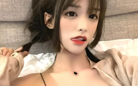 抖音网红无敌暴龙战神（肖雅婷）照片