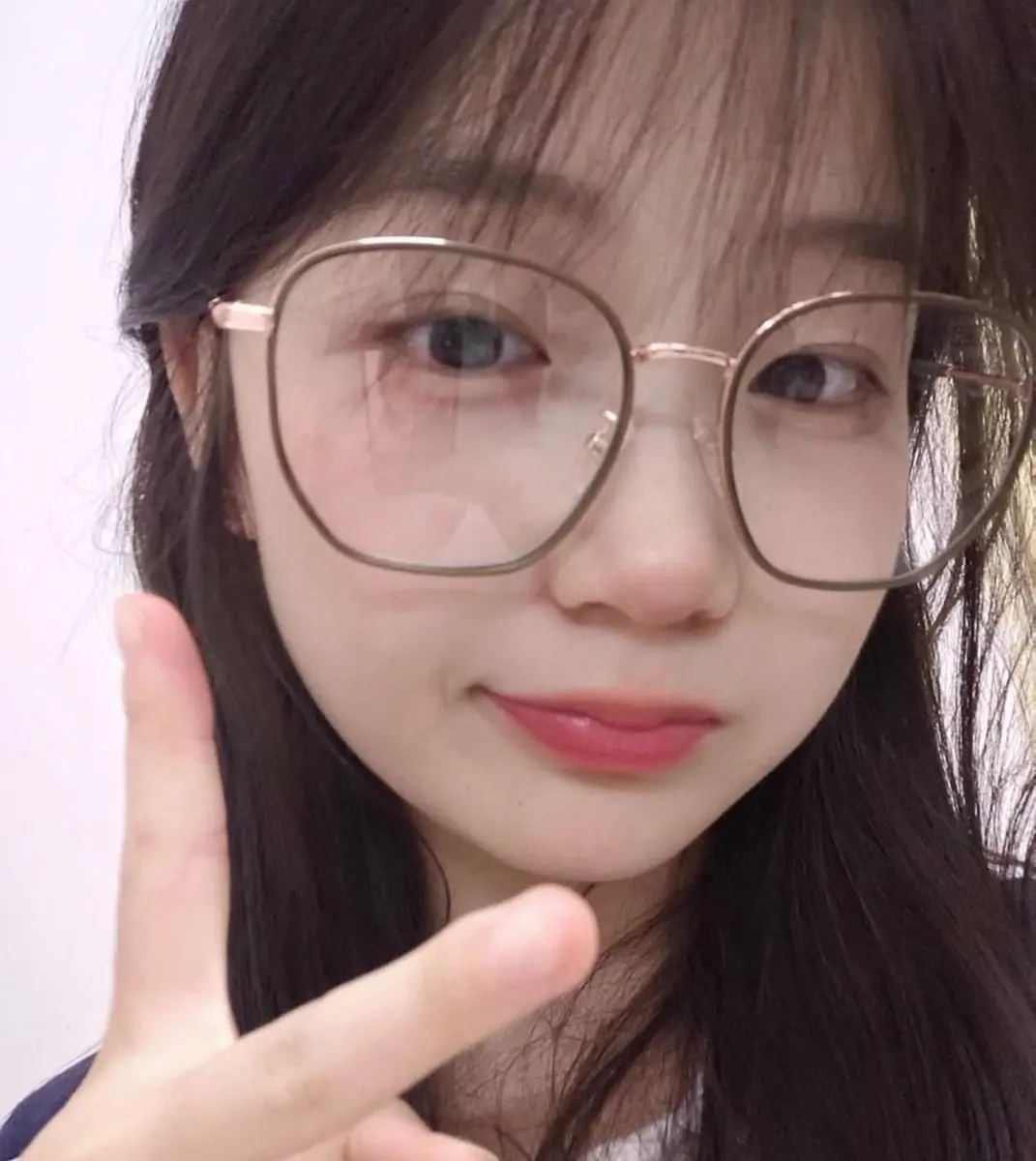 推特女网红奇迹manman,长相青涩疑似女高中生