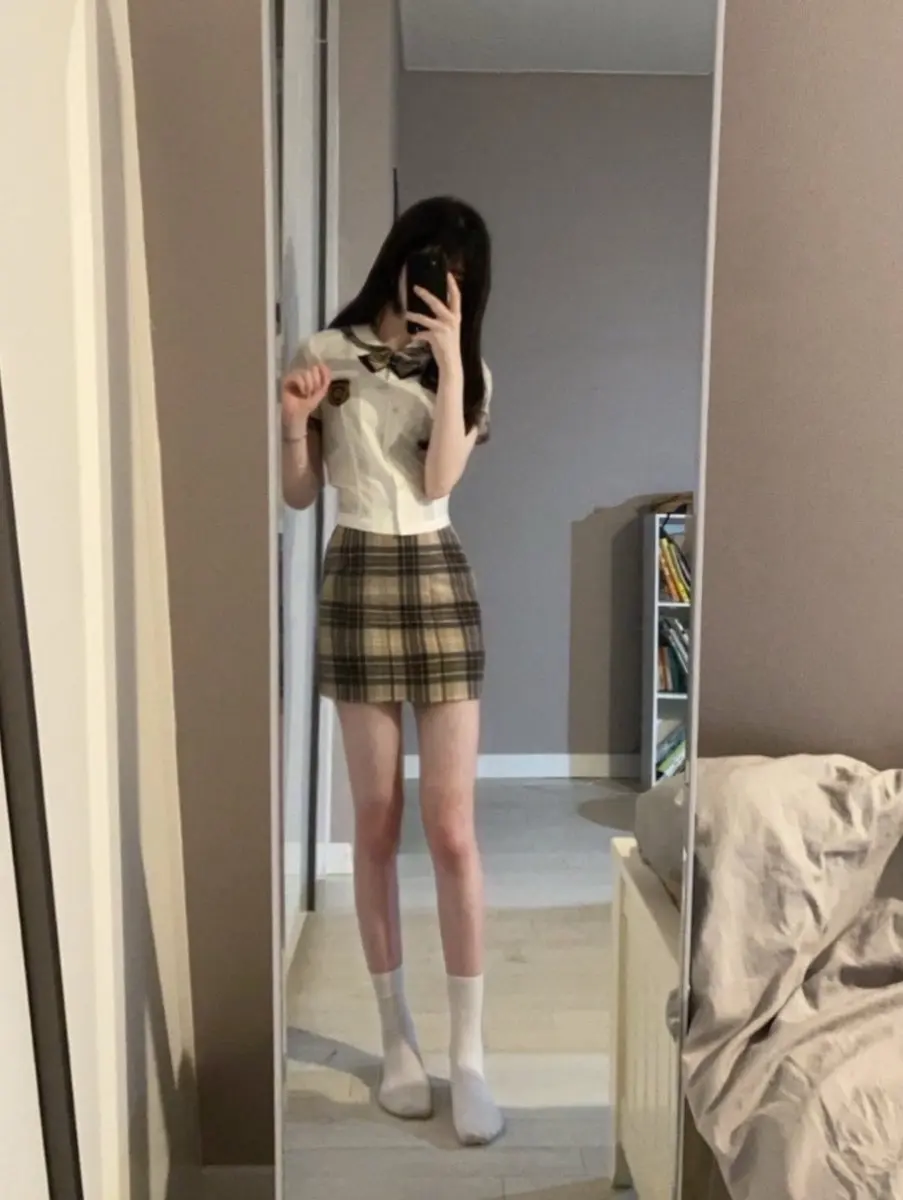 推特女网红奇迹manman,长相青涩疑似女高中生